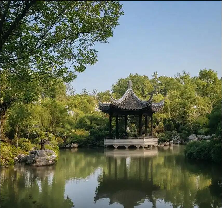 加查县雪青餐饮有限公司